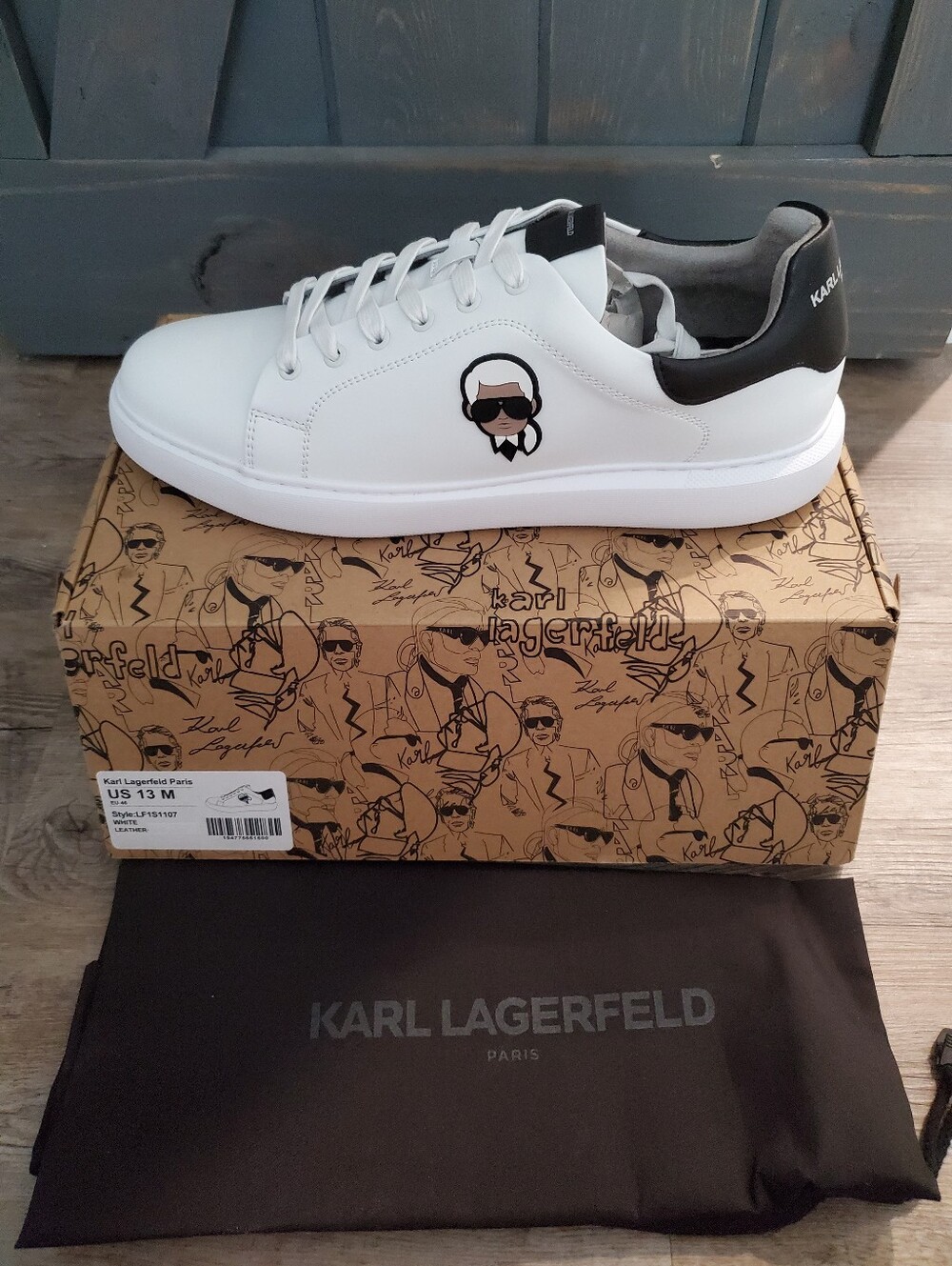 Size 13 Karl Lagerfeld Paris Men's Everyday Essential Leather Sneaker LF1S1107